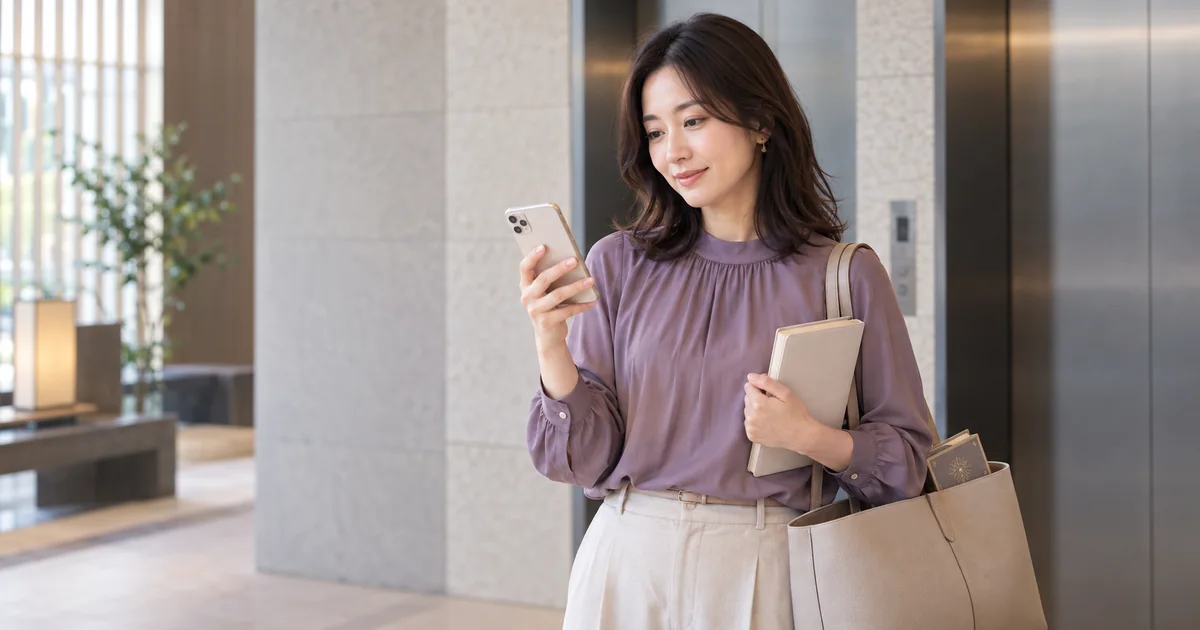 千里眼四日市の口コミを調べて占い師を選ぶ女性