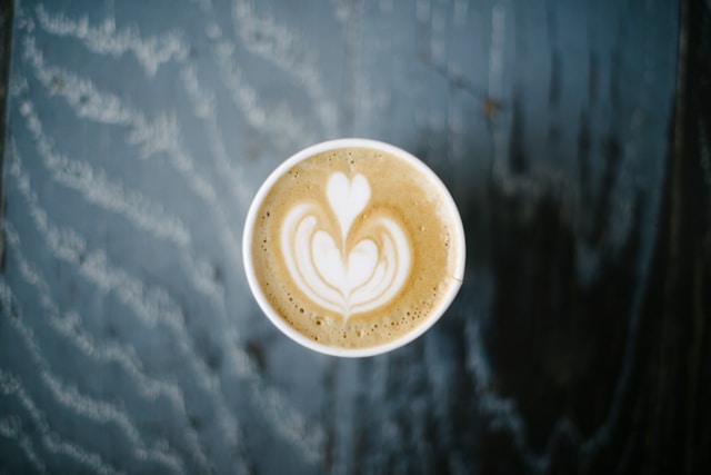 電話占いヴェルニ　真結美先生