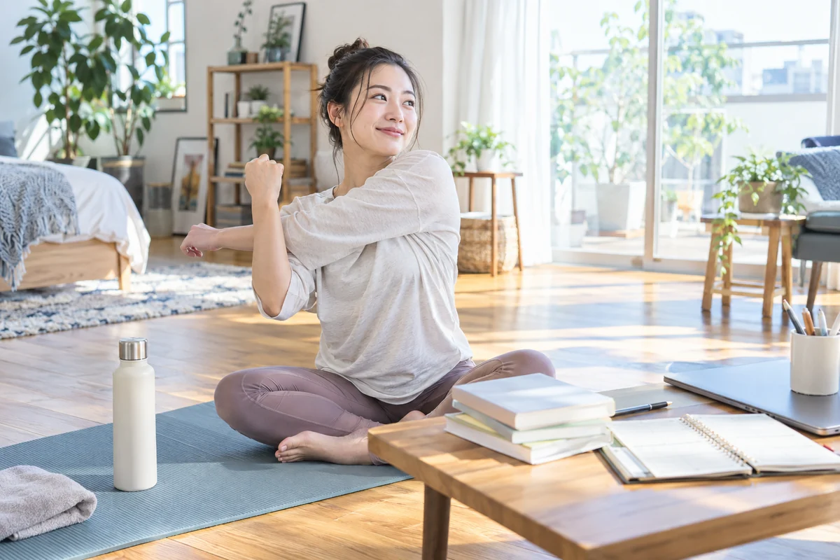 復縁を急がず運動と勉強で自分の生活を整える女性